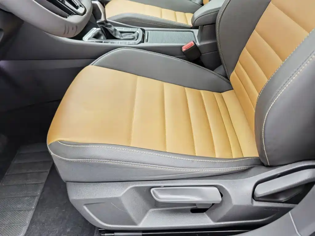 Volkswagen Sagitar — миниатюра 20