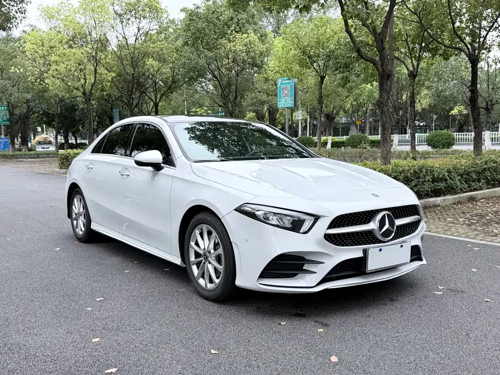 MERCEDES-BENZ A CLASS