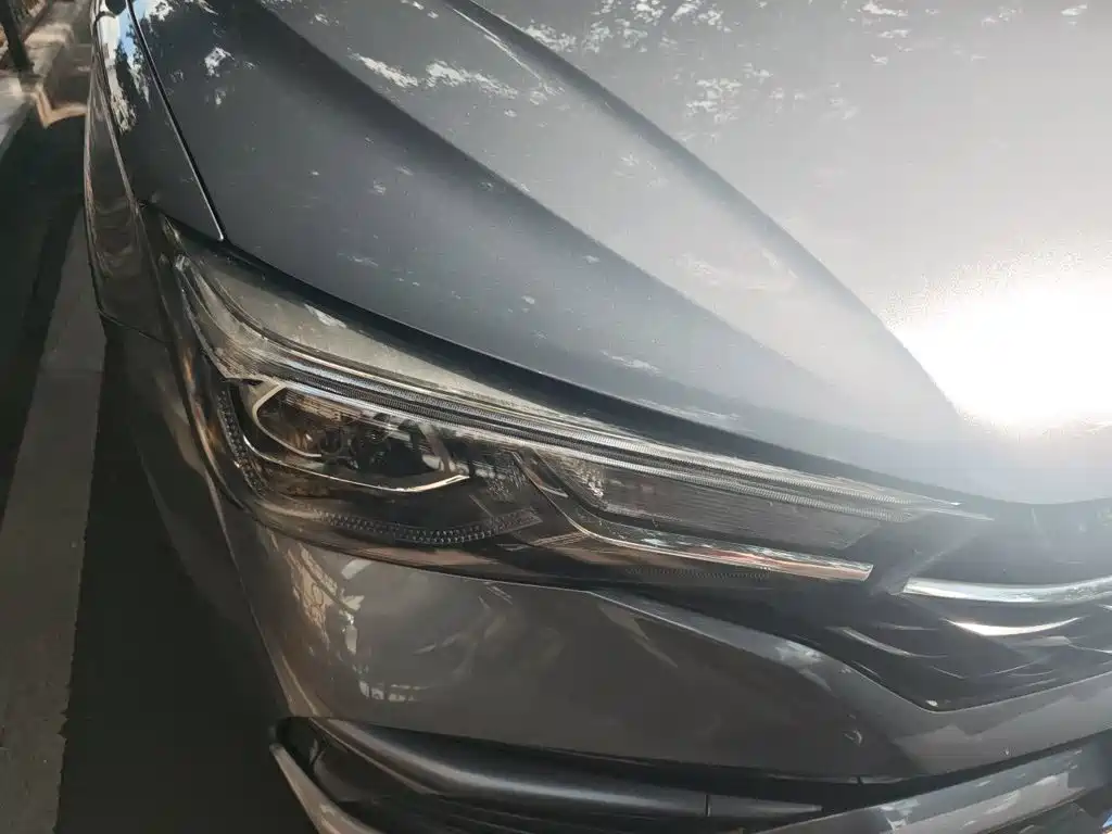 Roewe i5 — миниатюра 7