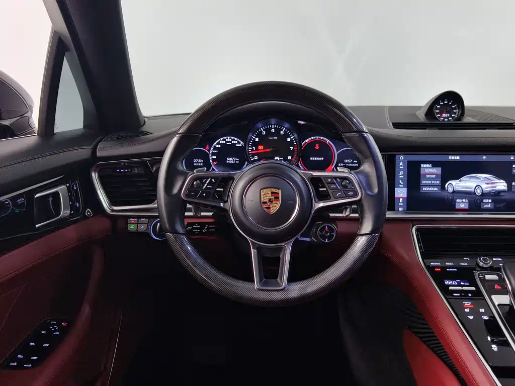 Porsche Panamera — миниатюра 10