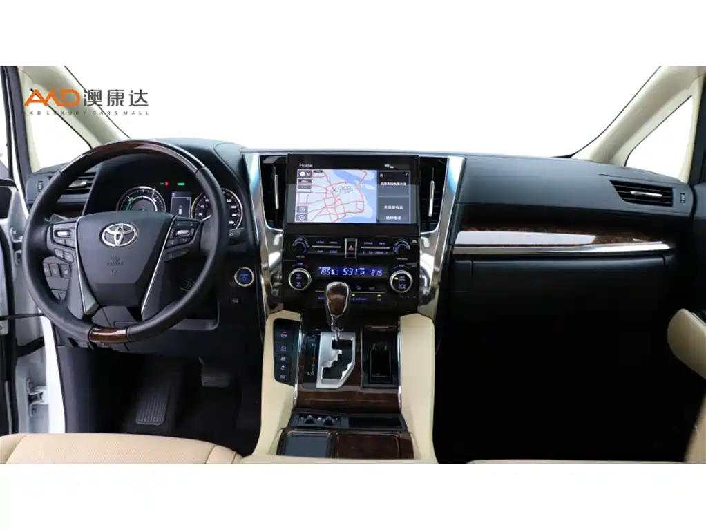 Toyota Alphard — миниатюра 5