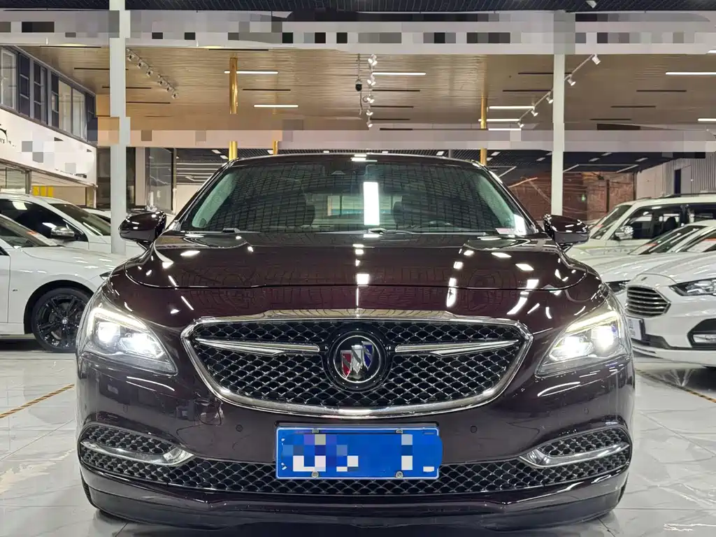 Buick LaCrosse 2018 28T Avenir