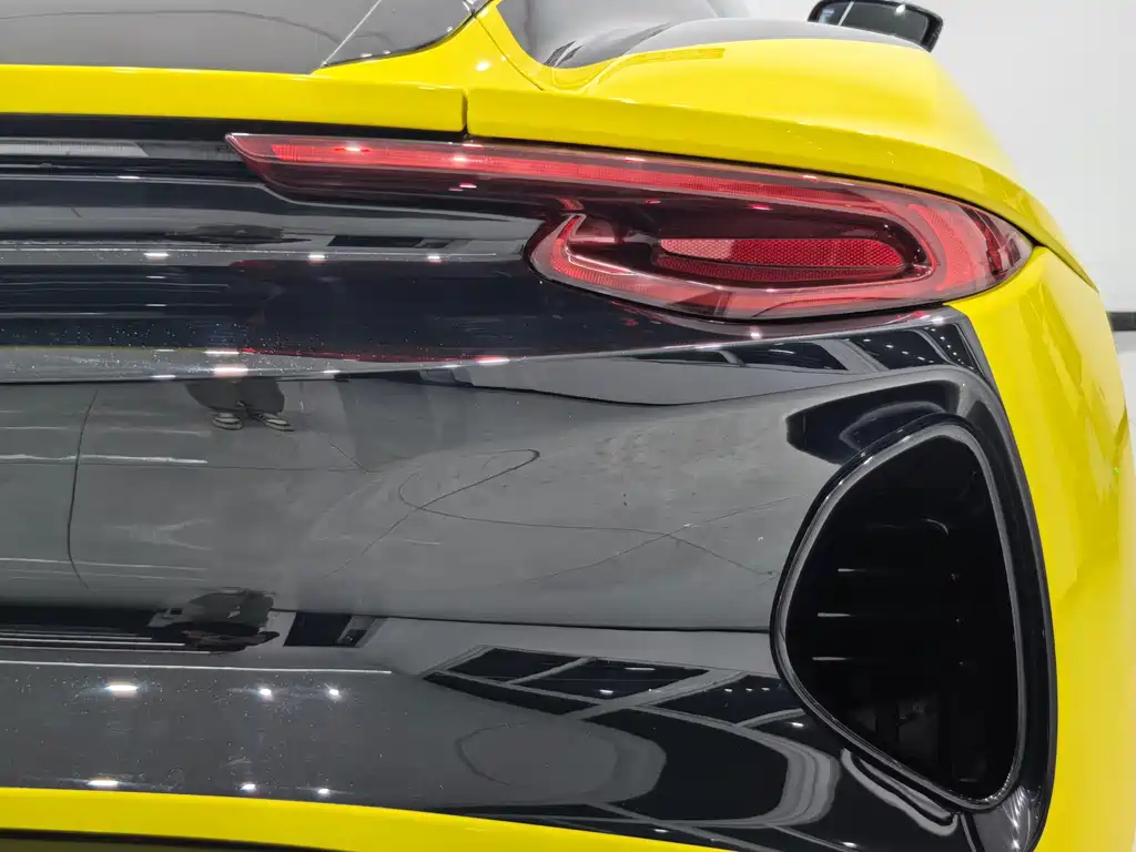 LOTUS SPORTS CAR EMIRA