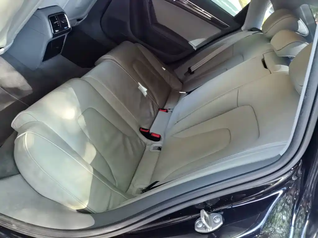 Audi A4L — миниатюра 17