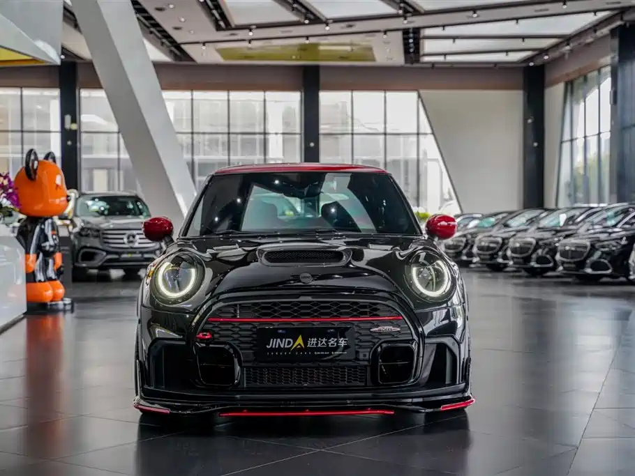 MINI JCW