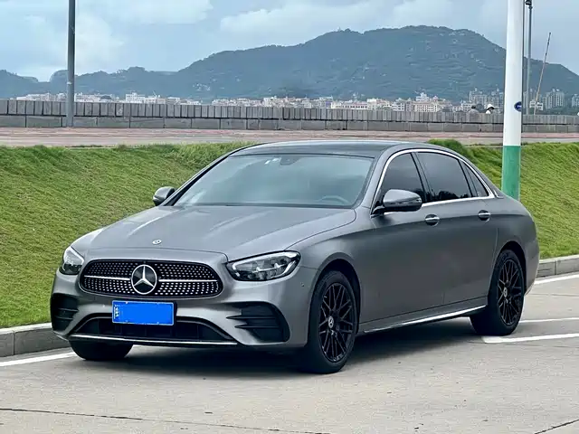 MERCEDES-BENZ  E CLASS 2022