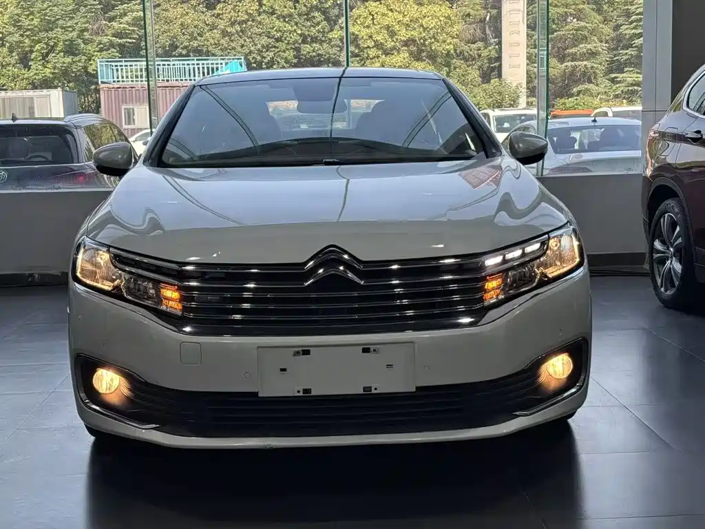 Citroen C6 — миниатюра 3