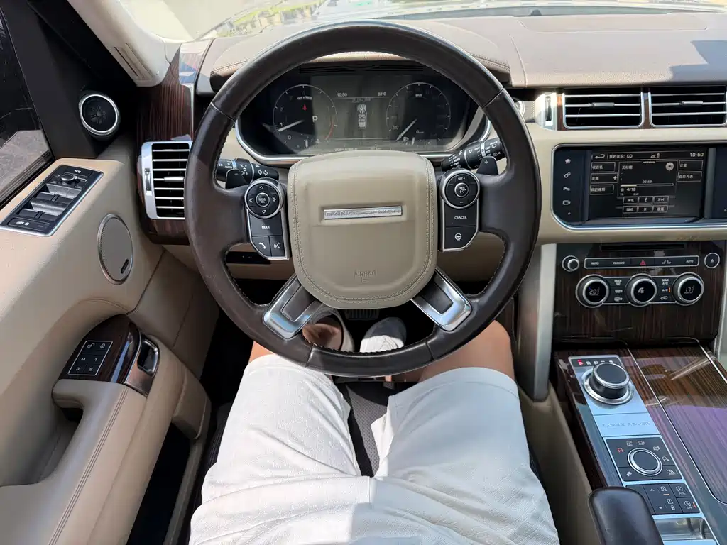 Land Rover Range Rover — миниатюра 5