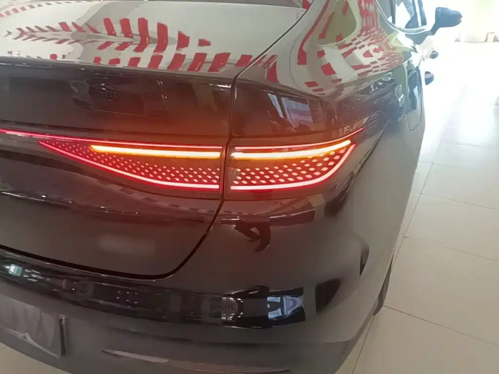 BYD Seal 05 DM-i — миниатюра 8