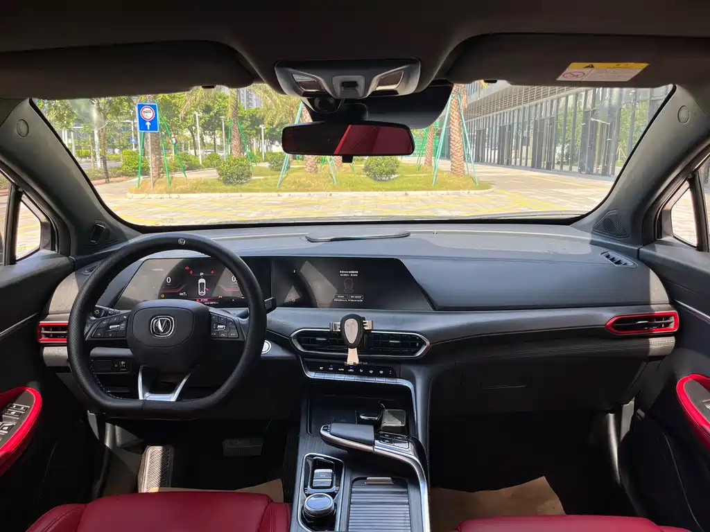 Changan UNI-T — миниатюра 8