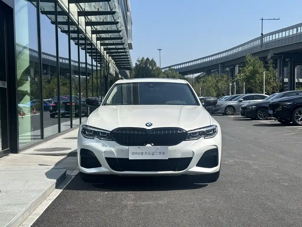 BMW 3 Series — миниатюра 3