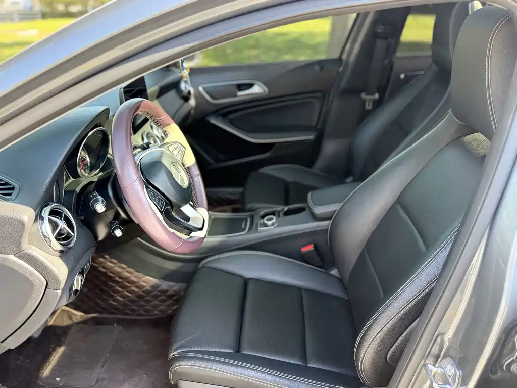 Mercedes-Benz GLA — миниатюра 9