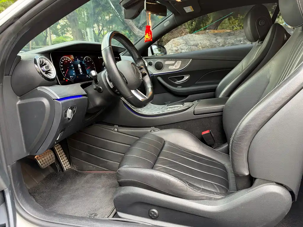 Mercedes-Benz E-Class (Import) — миниатюра 5