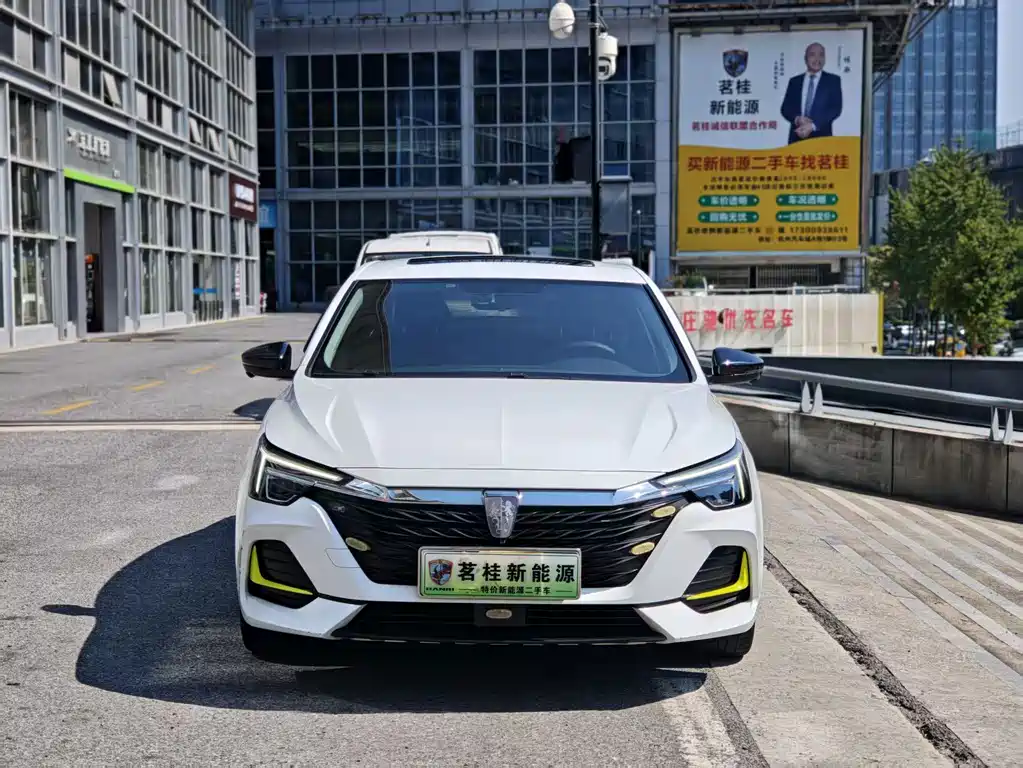 Roewe i6 MAX New Energy — миниатюра 3
