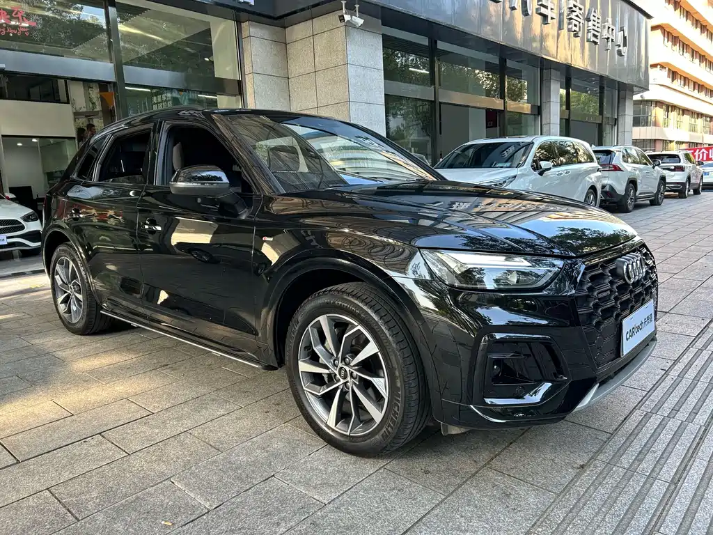 Audi Q5L — миниатюра 3