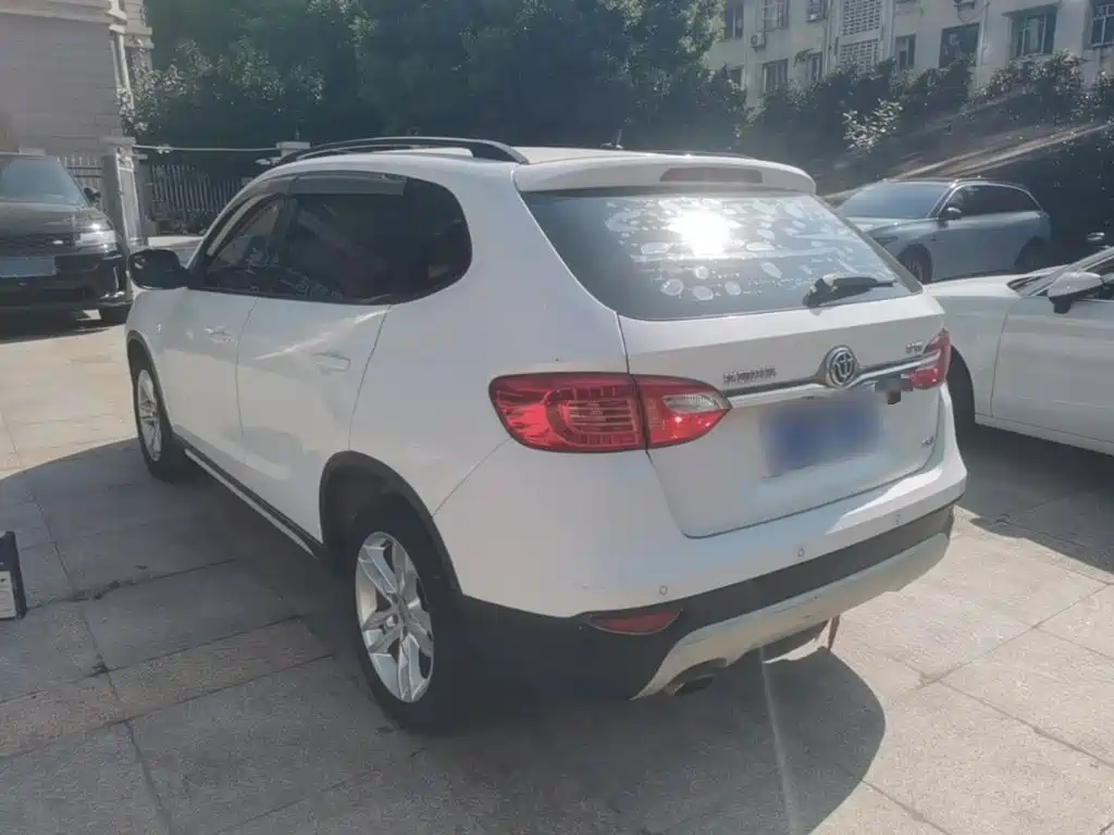 Zhonghua V5 — миниатюра 5