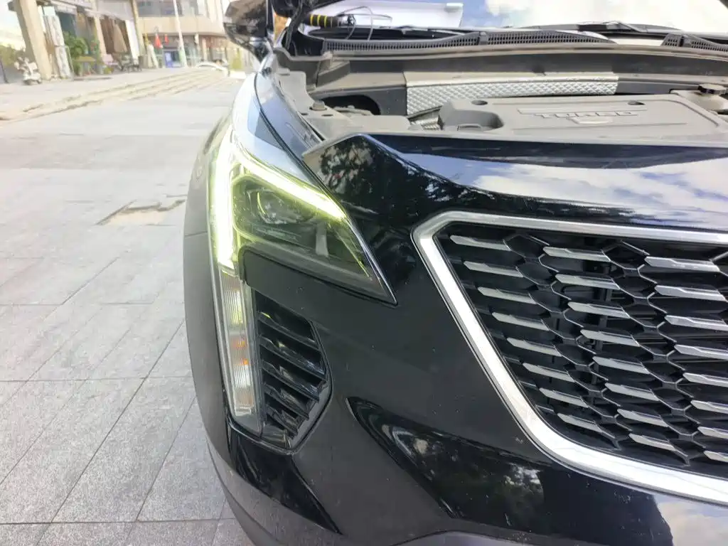 Cadillac XT4 — миниатюра 7