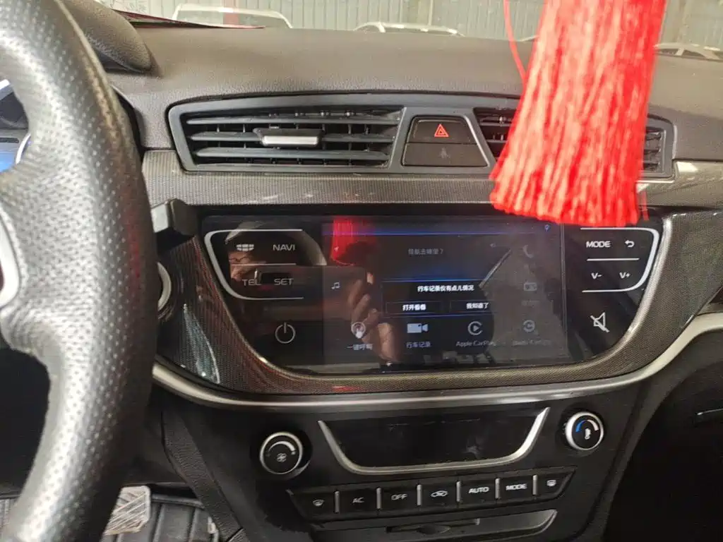 Geely Emgrand — миниатюра 13