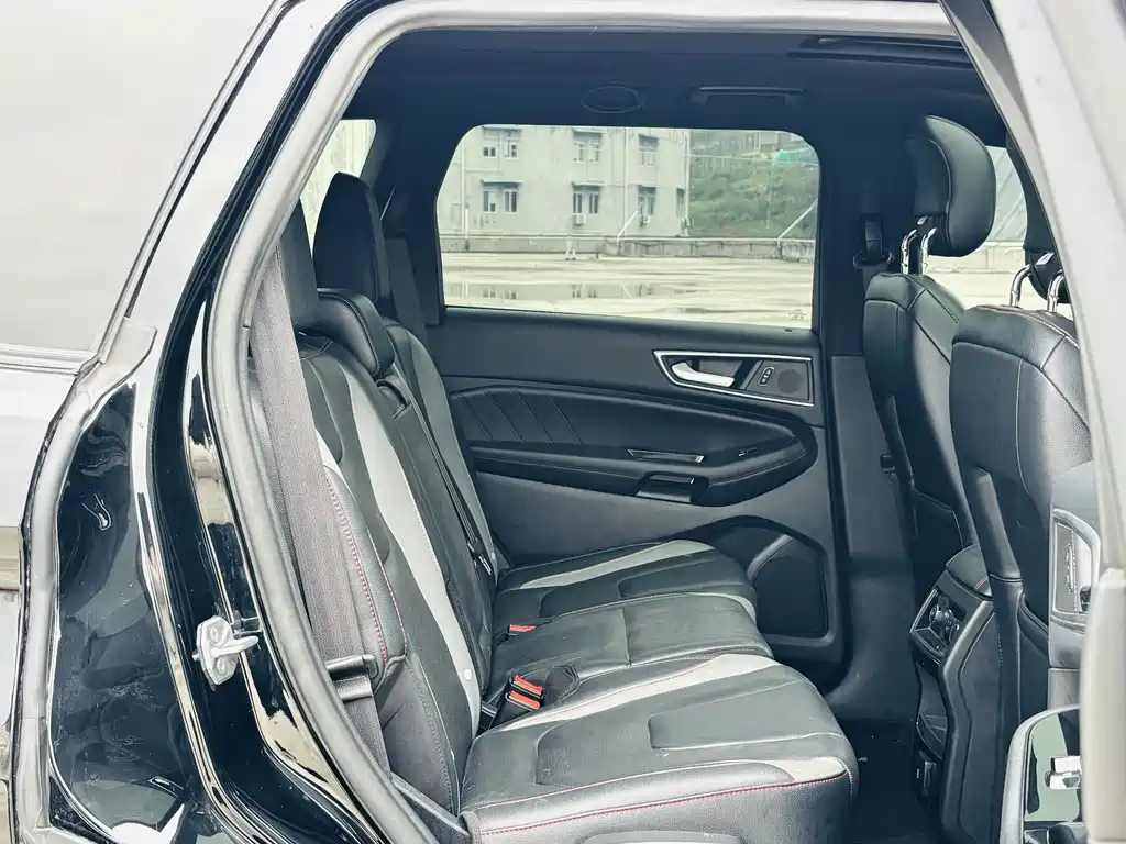 Ford Edge 2020 EcoBoost 245 ST-Line 7 мест