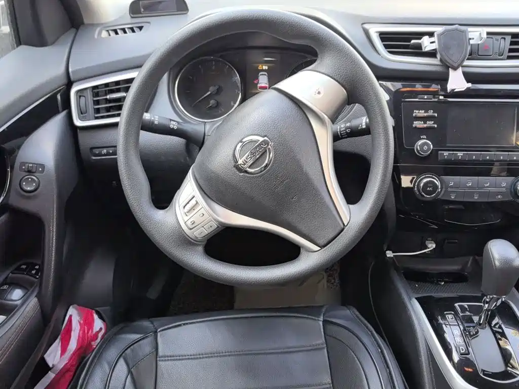 Nissan Qashqai — миниатюра 6