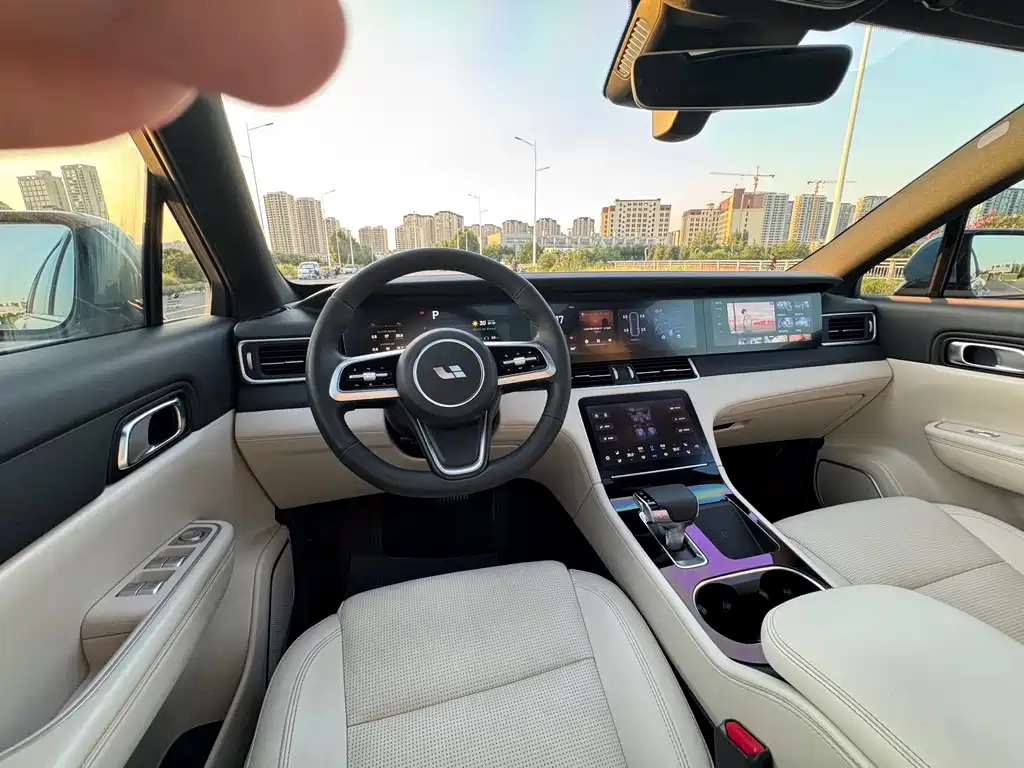 Li Auto Li ONE — миниатюра 29
