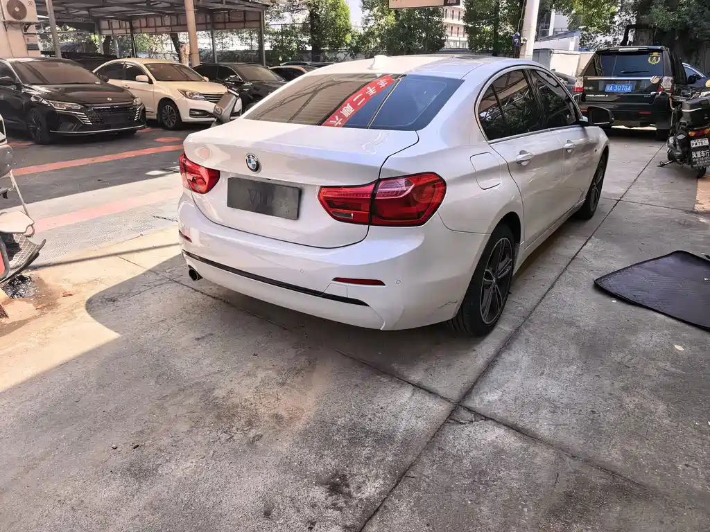 BMW 1 Series — миниатюра 12