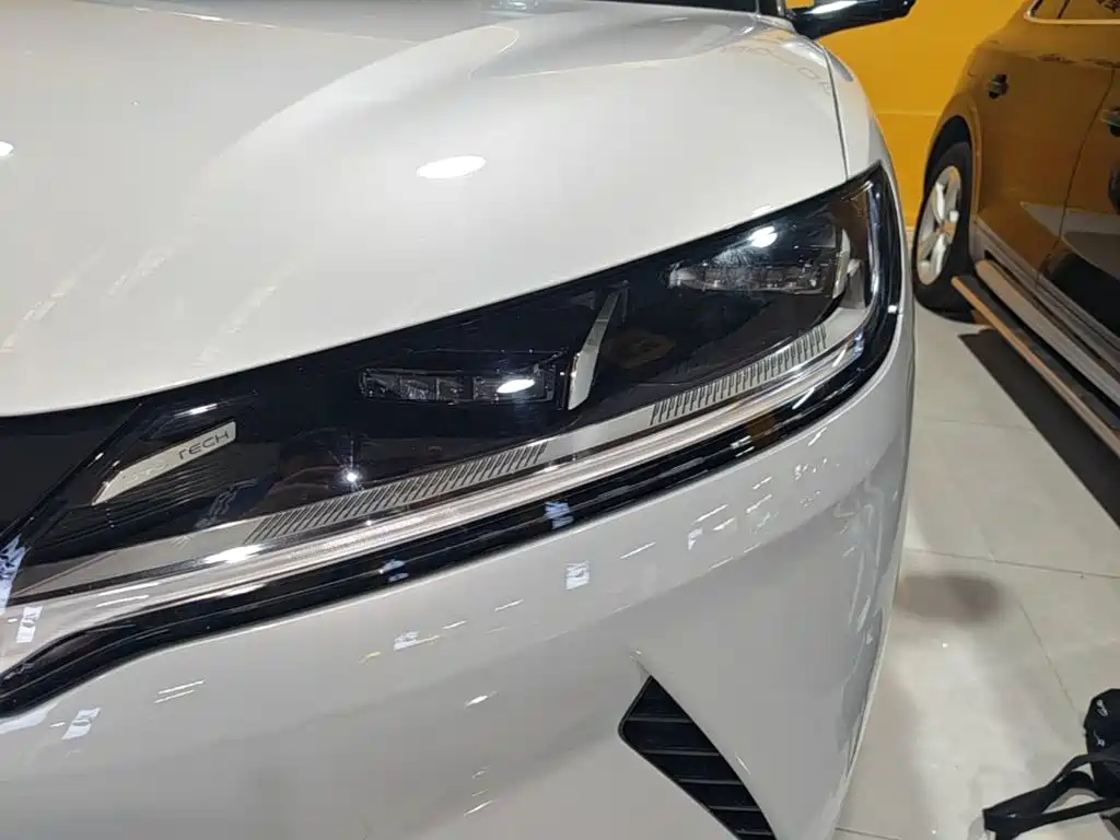 BYD Yuan UP — миниатюра 24