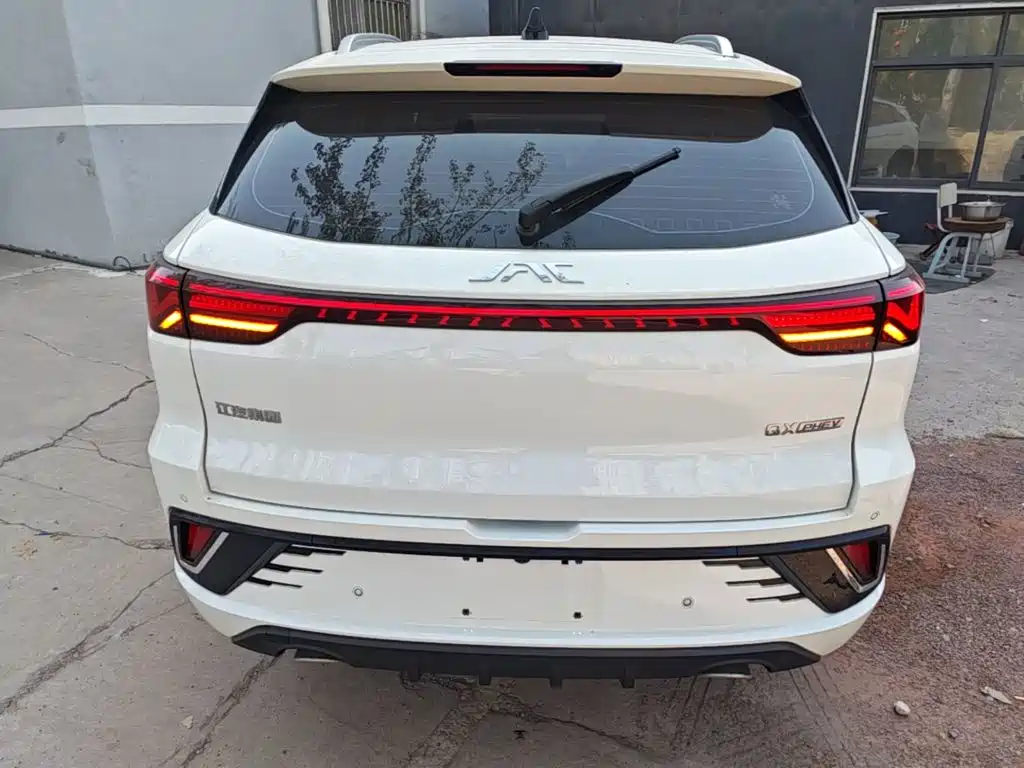 JAC JAC QX PHEV — миниатюра 6