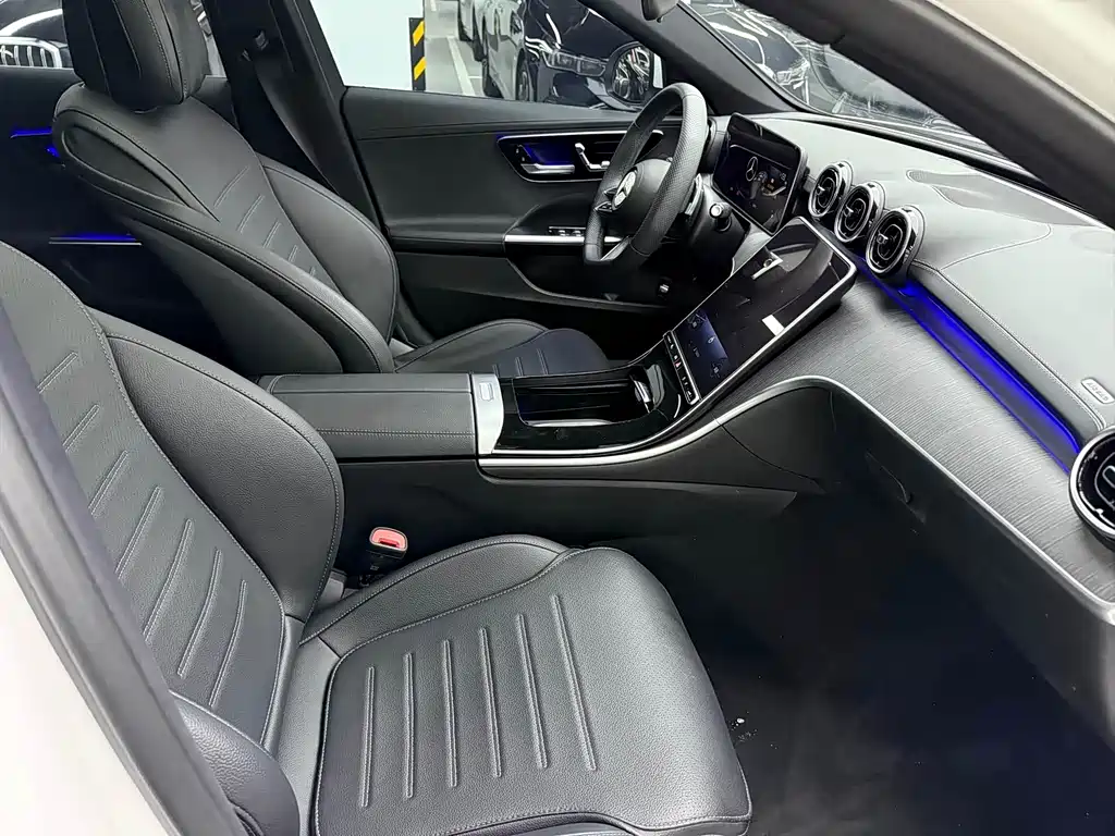 Mercedes-Benz C-Class — миниатюра 4