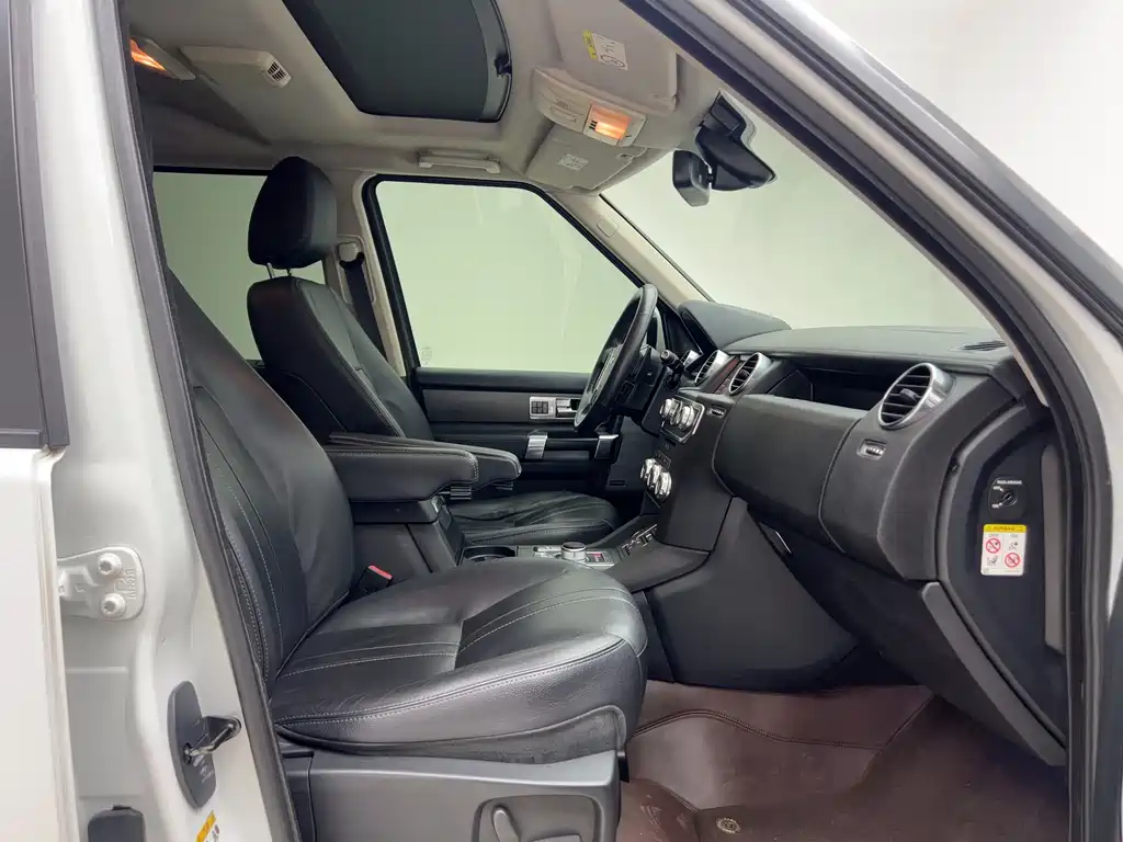 Land Rover Discovery 2014 3.0 SC V6 SE