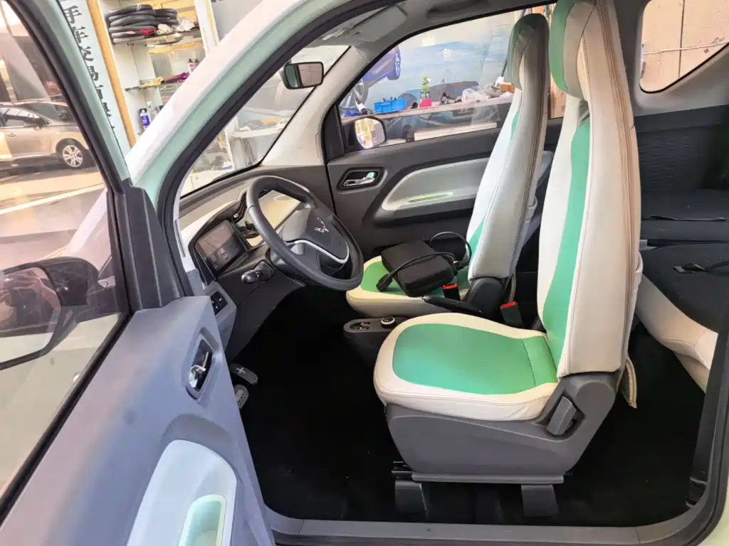 Wuling MINIEV — миниатюра 15