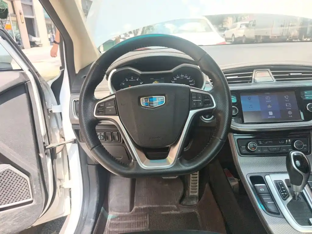 Geely Emgrand GS — миниатюра 3