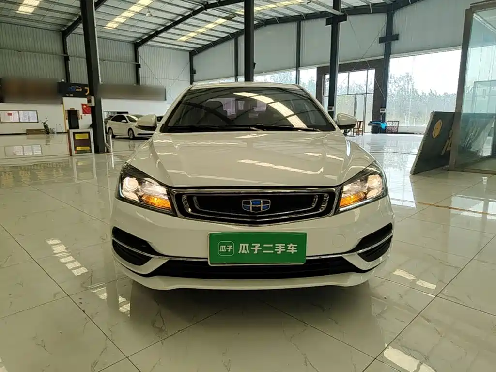 Geely Emgrand — миниатюра 3
