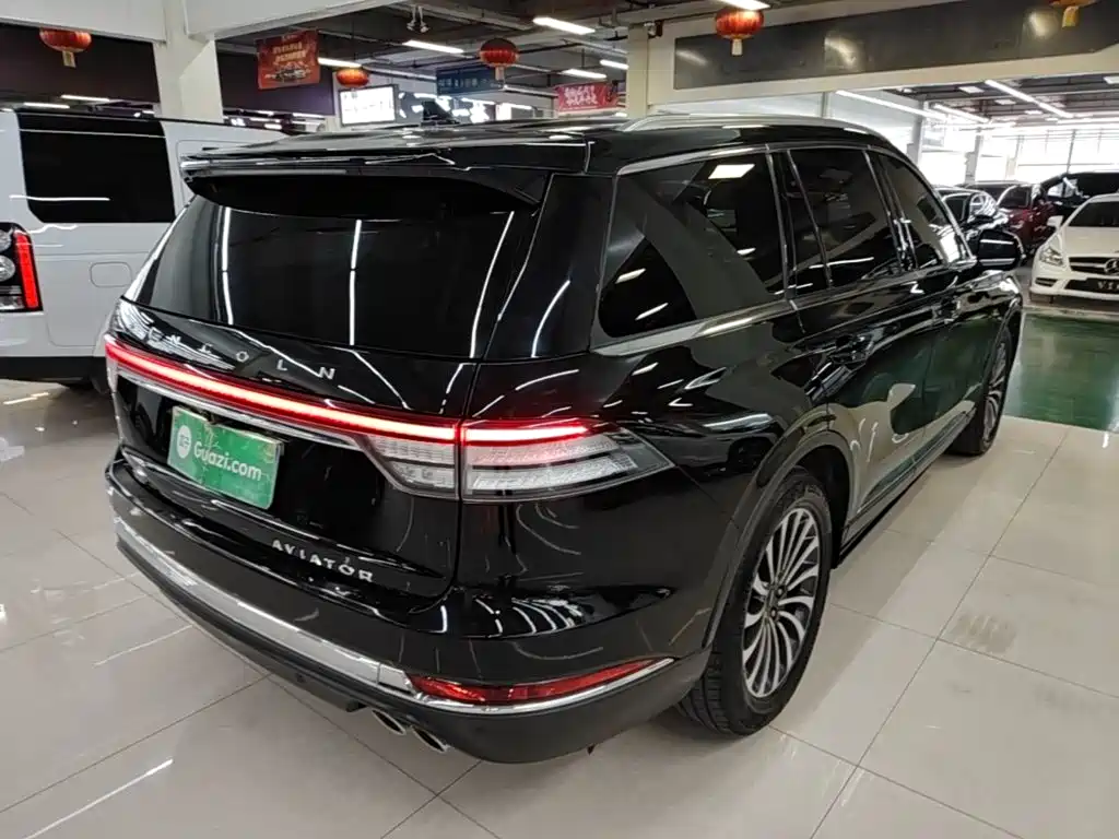 Lincoln Aviator — миниатюра 7