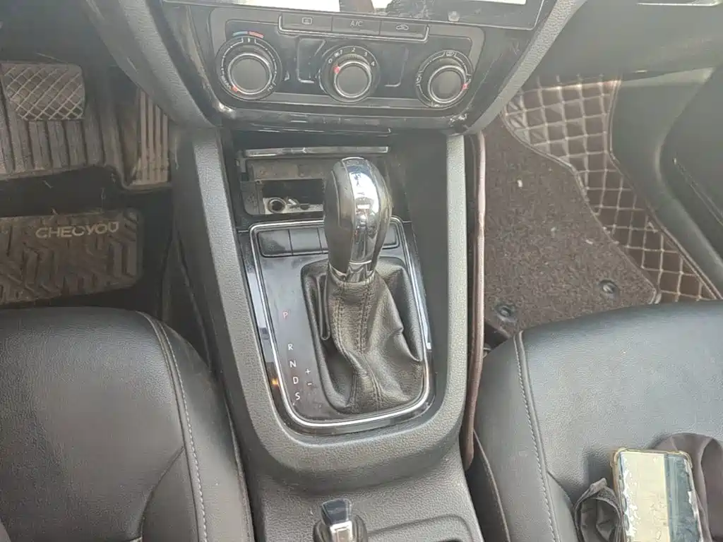 Volkswagen Sagitar — миниатюра 14