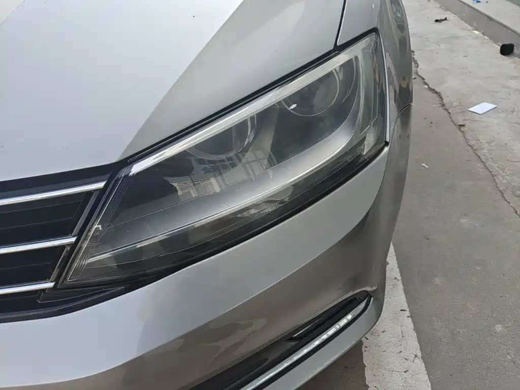 Volkswagen Sagitar — миниатюра 24