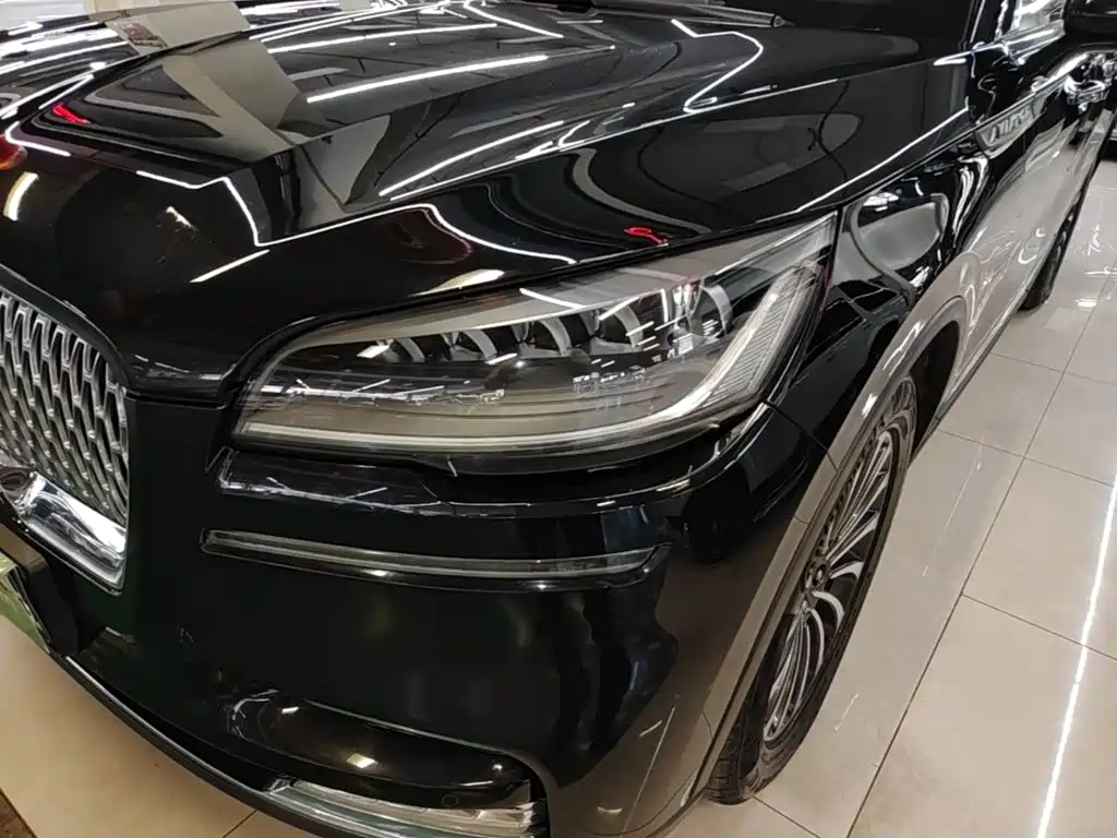 Lincoln Aviator — миниатюра 24