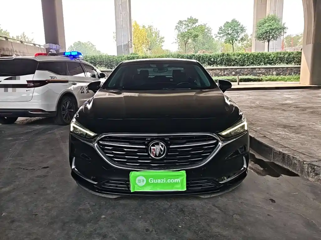 Buick LaCrosse — миниатюра 3