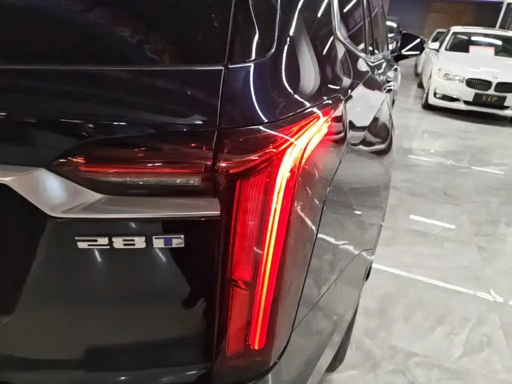 Cadillac XT6 — миниатюра 24