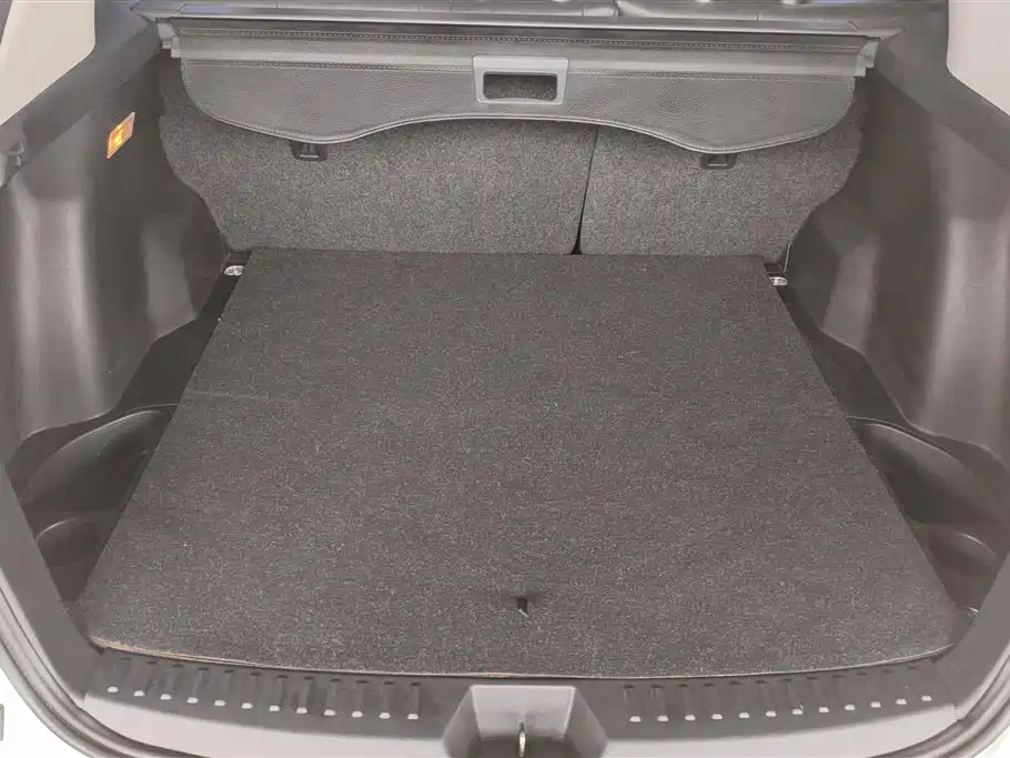 Bestune X80 2013 2.0L MT Luxury