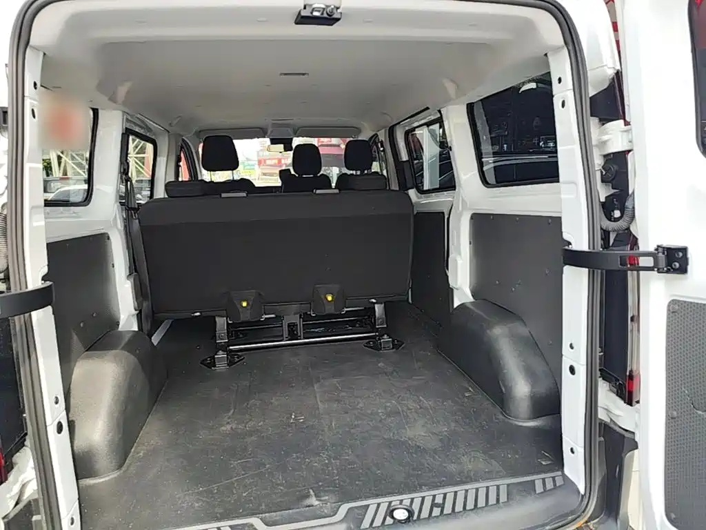 Ford Transit — миниатюра 19