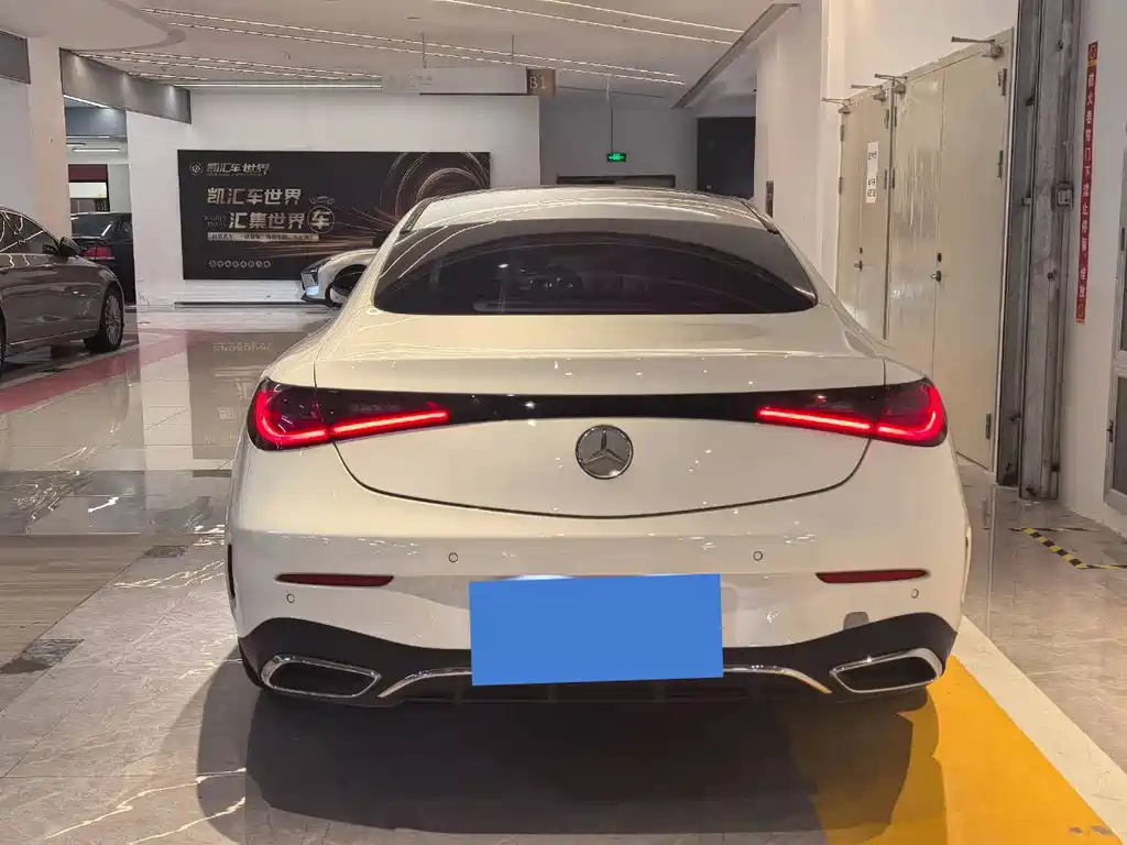 Mercedes-Benz CLE — миниатюра 10