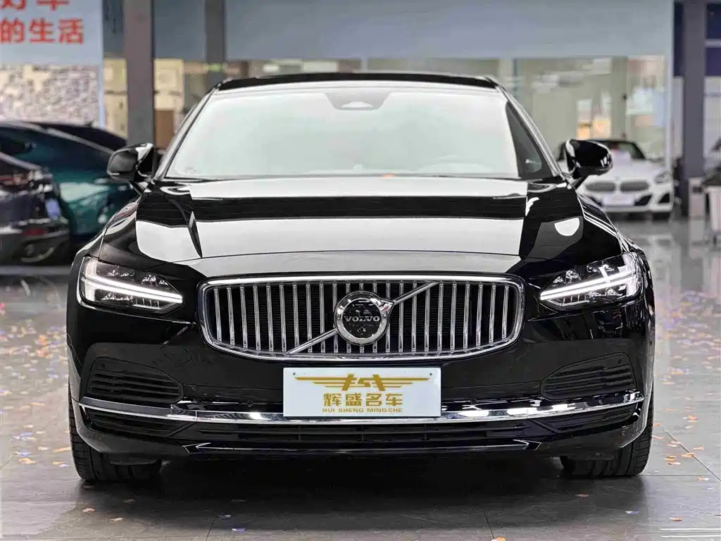 VOLVO S90 PLUG IN HYBRID