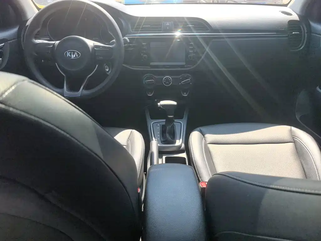 Kia K2 — миниатюра 15