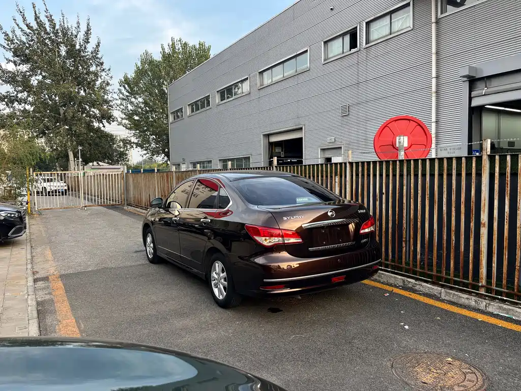 Nissan Sylphy — миниатюра 3