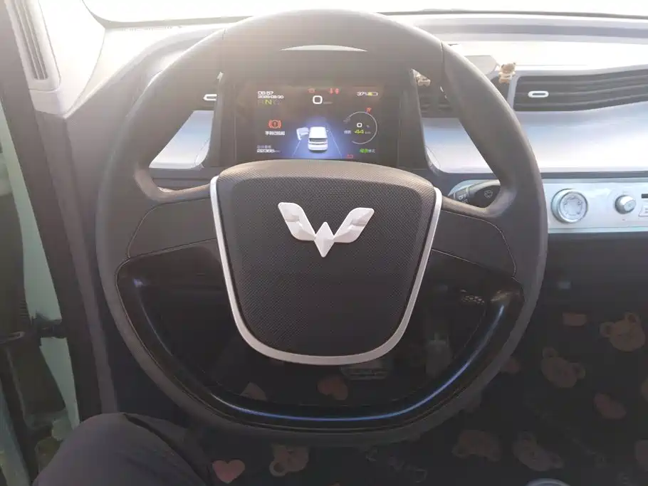 Wuling MINIEV — миниатюра 15
