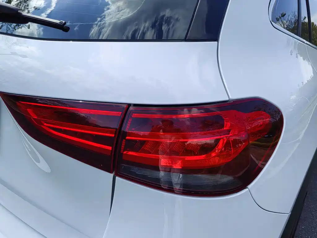 Mercedes-Benz GLA — миниатюра 11