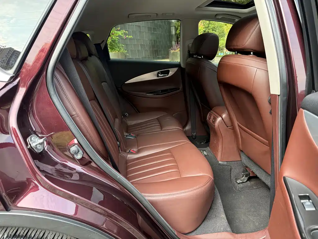 Infiniti QX50 (Import) — миниатюра 13