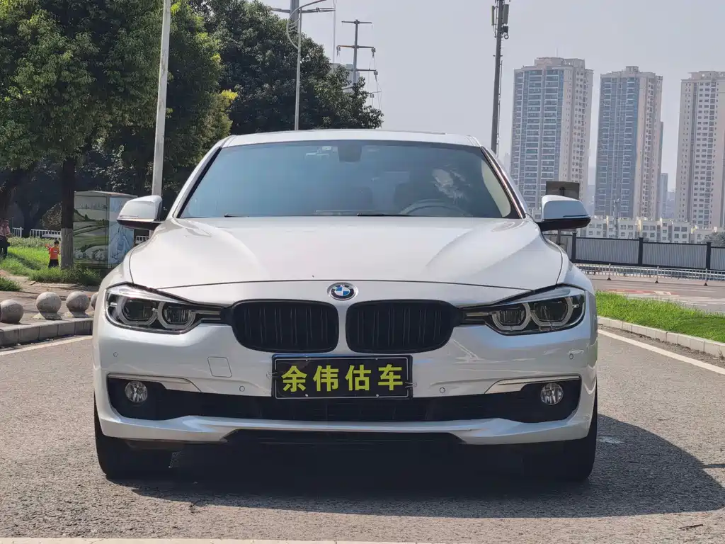 BMW 3 Series — миниатюра 2