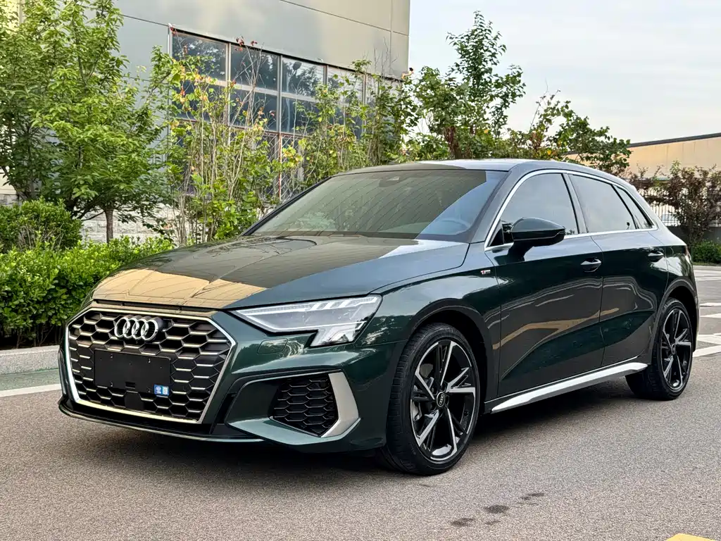 Купить Audi A3